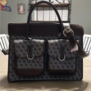 Dooney & Bourke Tote